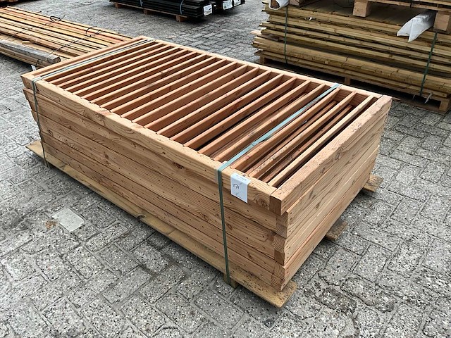 Douglas lamellenscherm (7x) - afbeelding 1 van  4