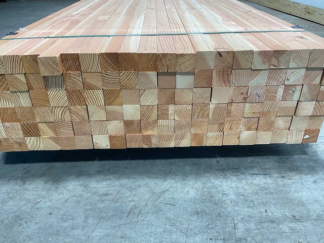 Douglas paal geschaafd - 197x4,5x4,5 cm (240x) - afbeelding 8 van  9