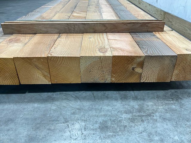Douglas paal ruw - 300x12x12 cm (8x) - afbeelding 8 van  9