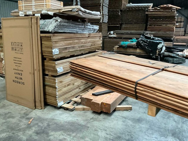 Douglas plank - 300x18x2,8 cm (16x) - afbeelding 9 van  12
