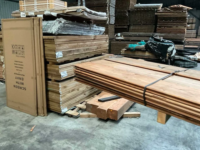 Douglas plank - 300x18x2,8 cm (16x) - afbeelding 9 van  12