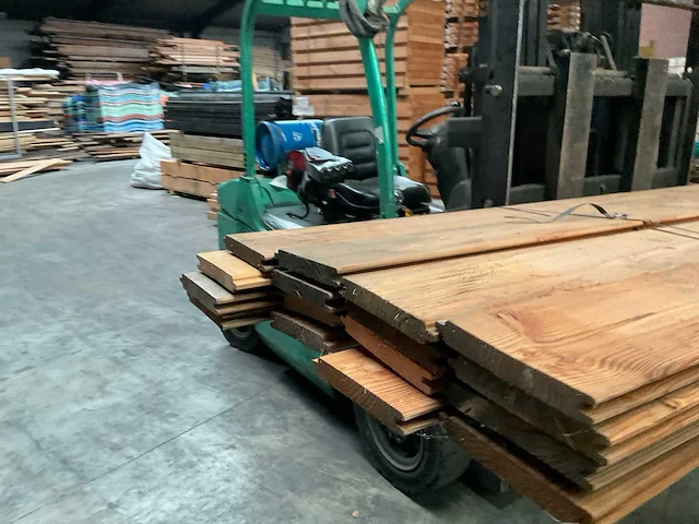 Douglas plank - 300x18x2,8 cm (16x) - afbeelding 12 van  12