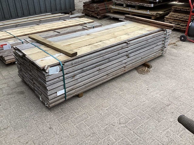 Douglas plank 200x23x2500mm (78x) - afbeelding 1 van  4