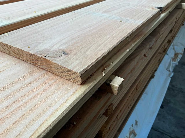 Douglas plank 3 zijde geschaafd - 300 cm (100x) - afbeelding 3 van  5