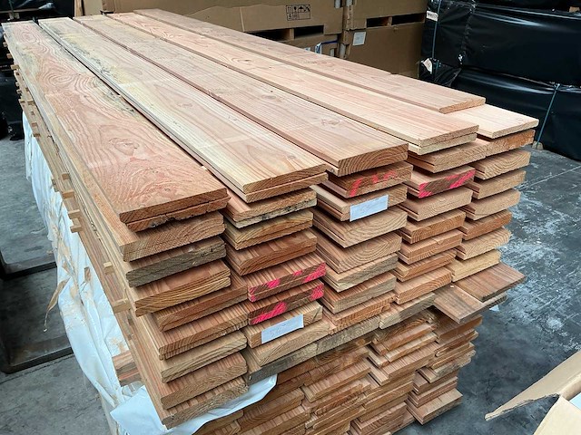 Douglas plank 3 zijde geschaafd - 300 cm (30x) - afbeelding 4 van  5