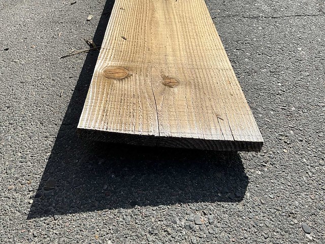 Douglas plank 5100x300x25 mm - afbeelding 2 van  3