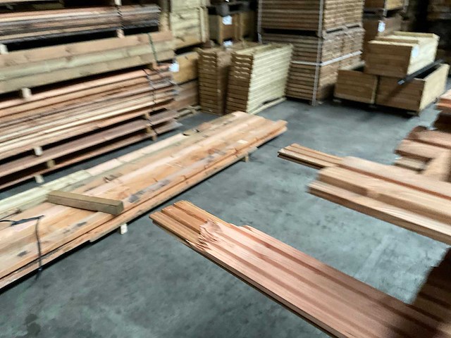 Douglas plank diverse maten 300-500cm (70x) - afbeelding 6 van  11