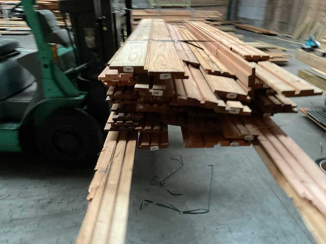 Douglas plank diverse maten 300-500cm (70x) - afbeelding 8 van  11