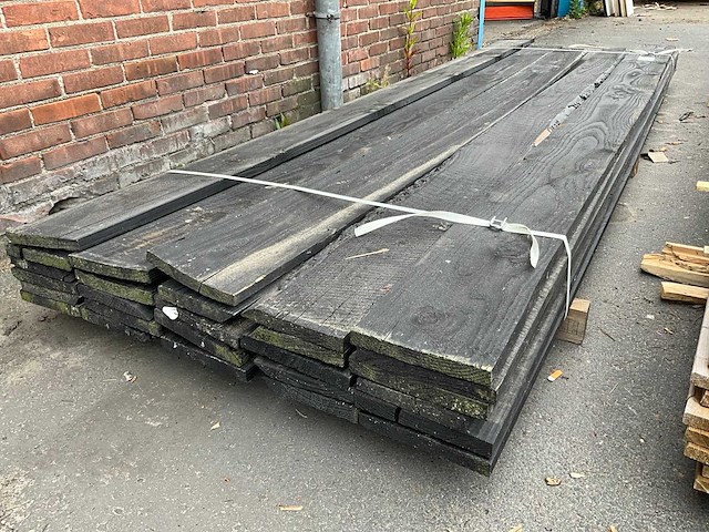 Douglas plank fijn bezaagd 20x200x3300 mm (27x) - afbeelding 2 van  4