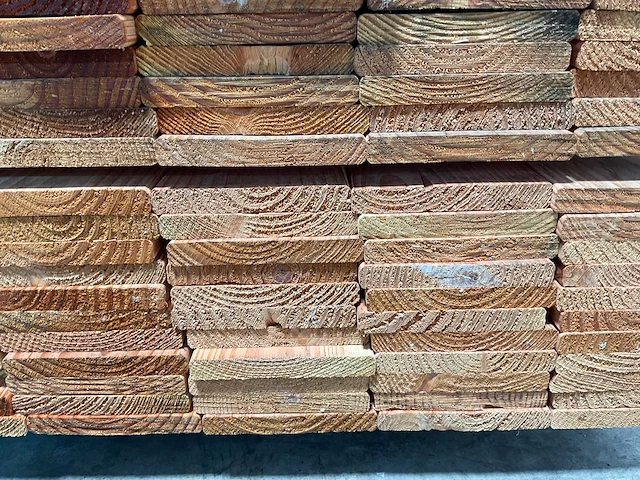 Douglas plank gedroogd geschaafd - 300x14,5x2 cm (74x) - afbeelding 6 van  8