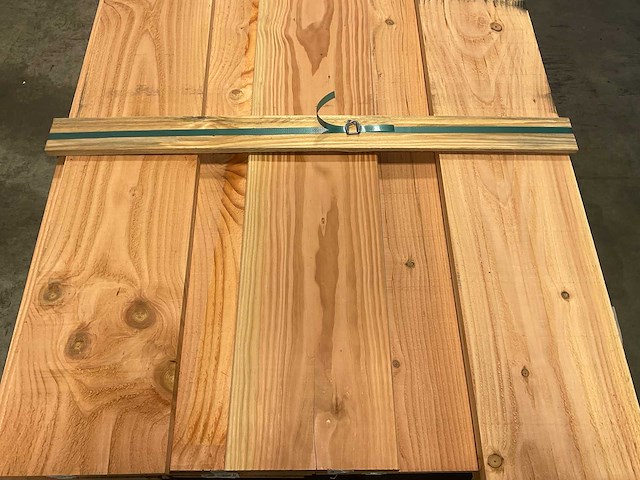 Douglas plank geschaafd 300x24,5x2,8 cm (34x) - afbeelding 3 van  9