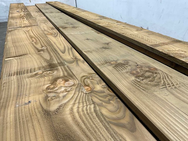 Douglas plank geschaafd/fijnbezaagd 400x24,5x2,8 cm (40x) - afbeelding 3 van  8