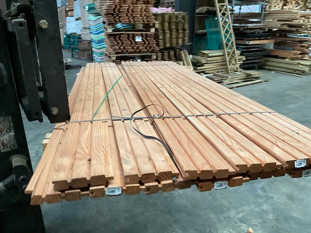 Douglas plank mes- en groef - 224x14,5x2,8 cm (13x) - afbeelding 2 van  12