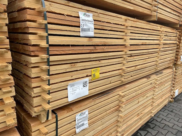 Douglas planken fijnbezaagd 3000x150x25mm (166x) - afbeelding 4 van  4
