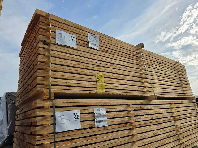 Douglas planken fijnbezaagd 3000x150x25mm (84x) - afbeelding 4 van  4