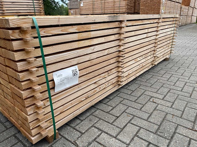 Douglas planken fijnbezaagd 3000x175x43mm (42x) - afbeelding 2 van  4