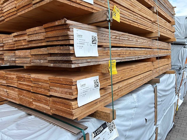 Douglas planken fijnbezaagd 3000x200x18mm (120x) - afbeelding 4 van  4