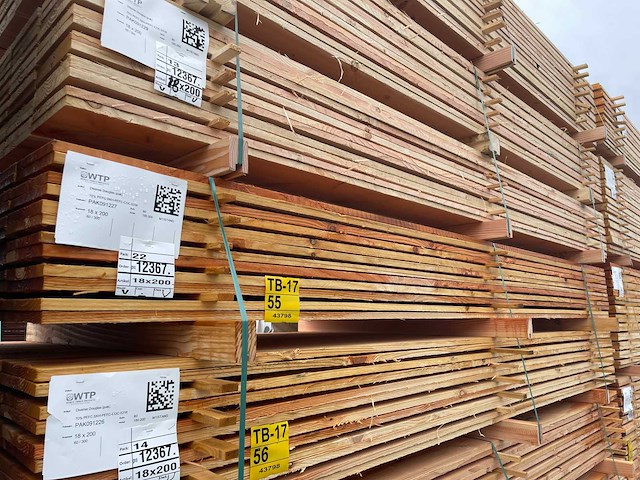 Douglas planken fijnbezaagd 3000x200x18mm (60x) - afbeelding 4 van  4