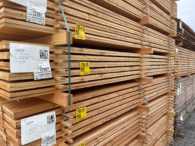 Douglas planken fijnbezaagd 3000x200x18mm (60x) - afbeelding 4 van  4
