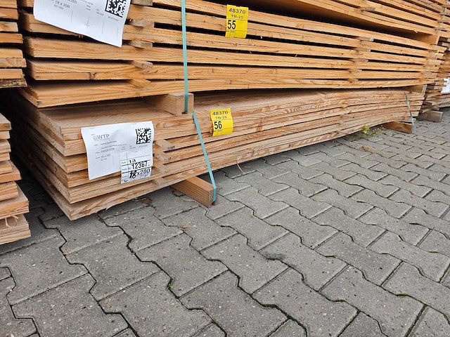 Douglas planken fijnbezaagd 3000x200x18mm (60x) - afbeelding 4 van  4