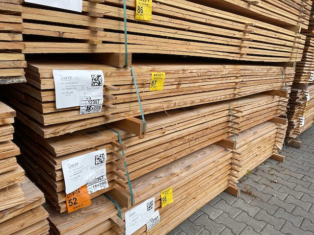 Douglas planken fijnbezaagd 3000x200x18mm (60x) - afbeelding 4 van  4