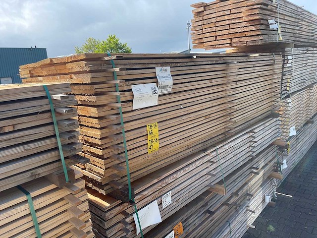 Douglas planken fijnbezaagd 3000x200x22mm (70x) - afbeelding 4 van  4