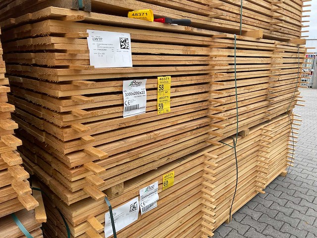 Douglas planken fijnbezaagd 3000x200x22mm (75x) - afbeelding 4 van  4