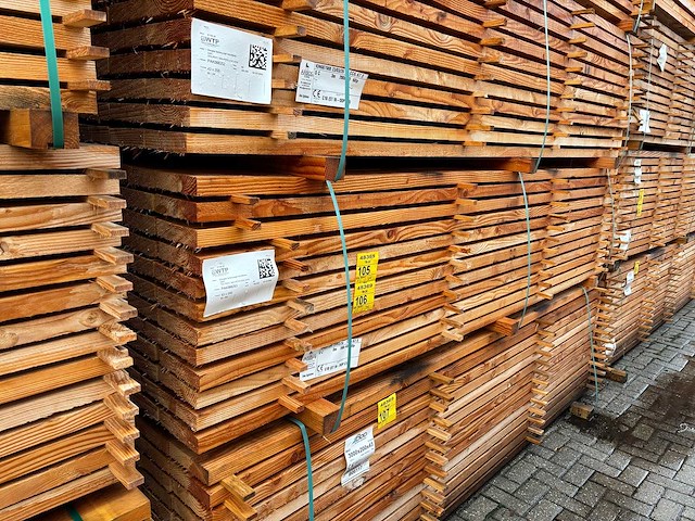 Douglas planken fijnbezaagd 3000x200x43mm (25x) - afbeelding 4 van  4
