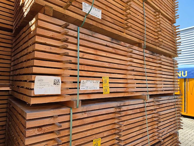 Douglas planken fijnbezaagd 3000x200x43mm (30x) - afbeelding 4 van  4