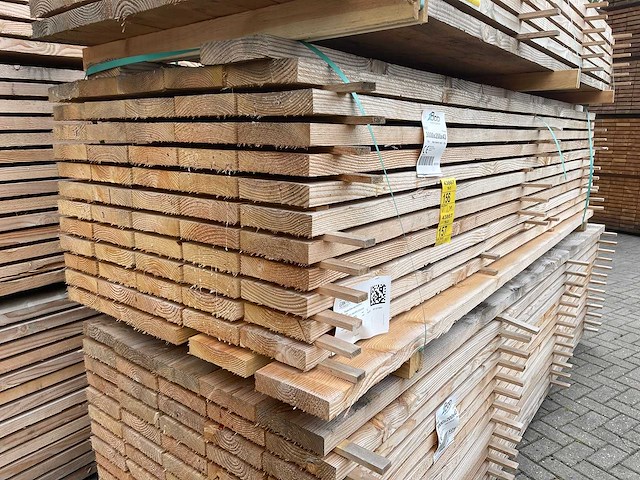 Douglas planken fijnbezaagd 3000x200x43mm (32x) - afbeelding 4 van  4