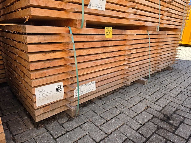 Douglas planken fijnbezaagd 3000x200x43mm (60x) - afbeelding 4 van  4