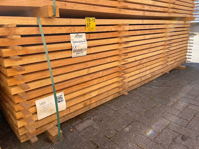 Douglas planken fijnbezaagd 3000x200x43mm (70x) - afbeelding 4 van  4