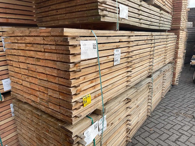 Douglas planken fijnbezaagd 4000x150x25mm (168x) - afbeelding 4 van  4