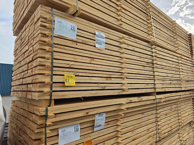 Douglas planken fijnbezaagd 4000x150x25mm (168x) - afbeelding 4 van  4
