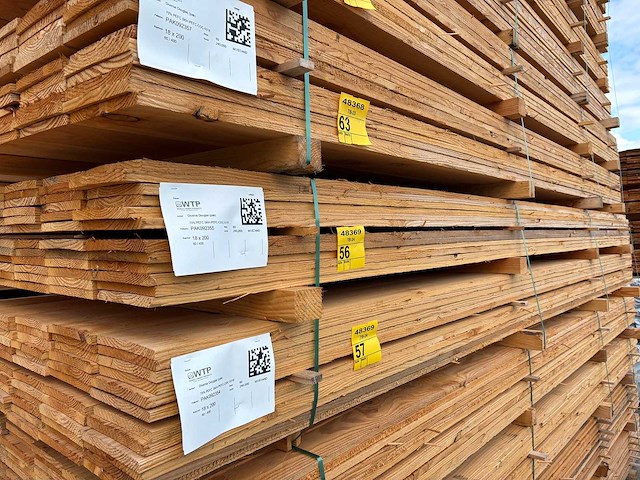 Douglas planken fijnbezaagd 4000x200x18mm (60x) - afbeelding 4 van  4