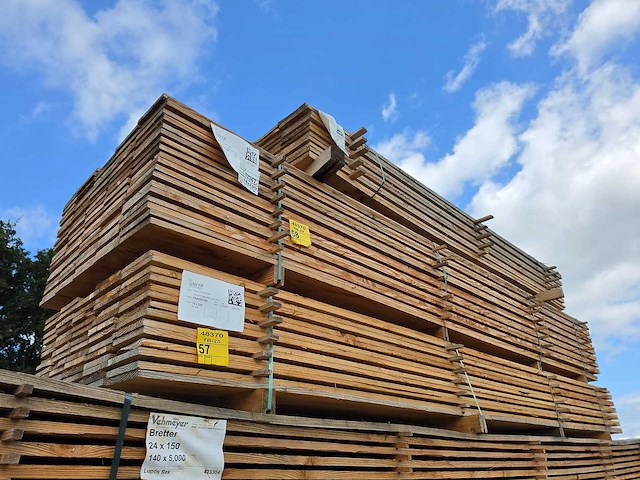 Douglas planken fijnbezaagd 4000x200x18mm (94x) - afbeelding 4 van  4