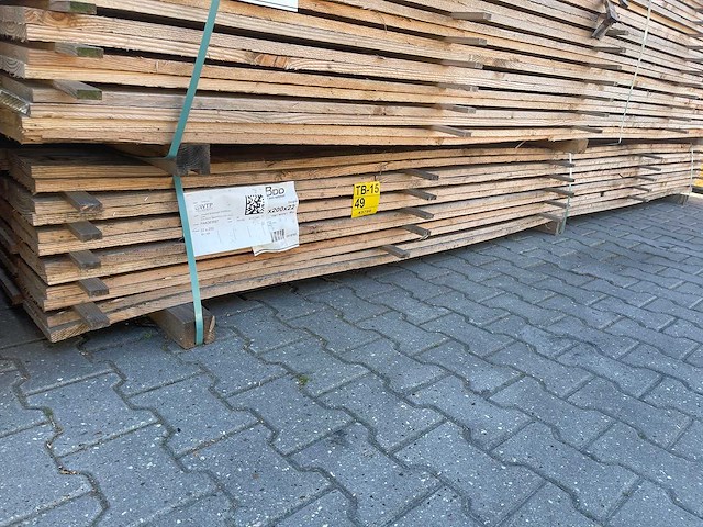 Douglas planken fijnbezaagd 4000x200x22mm (60x) - afbeelding 3 van  4