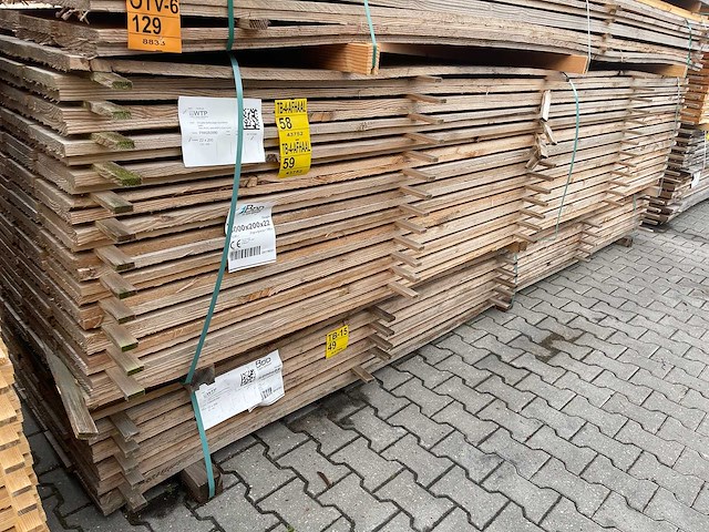 Douglas planken fijnbezaagd 4000x200x22mm (65x) - afbeelding 3 van  3