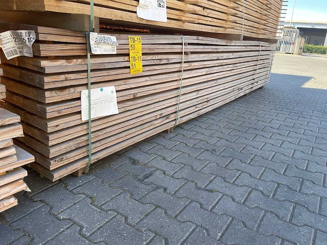 Douglas planken fijnbezaagd 4000x200x22mm (66x) - afbeelding 4 van  4