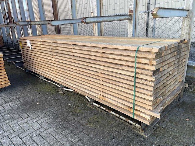 Douglas planken fijnbezaagd 4000x200x43mm (30x) - afbeelding 2 van  3