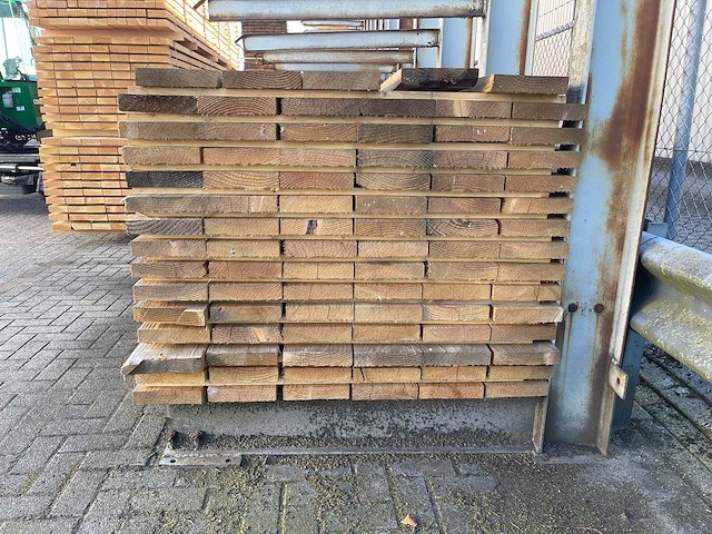 Douglas planken fijnbezaagd 4000x200x43mm (30x) - afbeelding 3 van  3