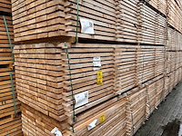 Douglas planken fijnbezaagd 4000x200x43mm (35x) - afbeelding 4 van  4