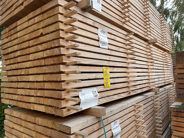 Douglas planken fijnbezaagd 4000x200x43mm (40x) - afbeelding 4 van  4