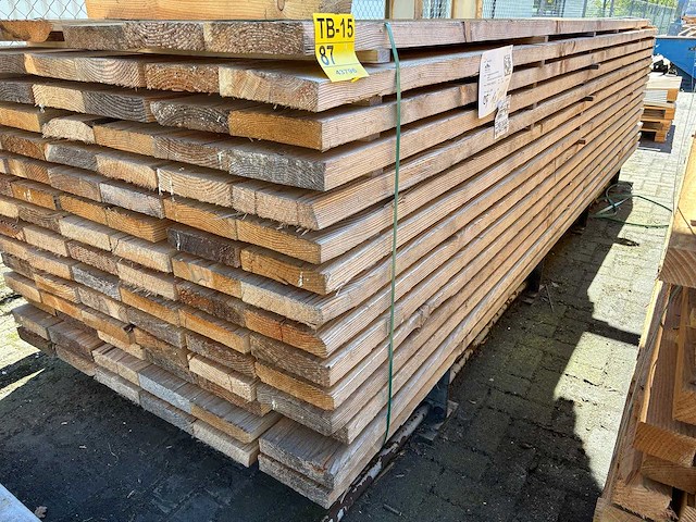 Douglas planken fijnbezaagd 4000x200x43mm (89x) - afbeelding 4 van  4