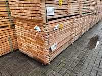 Douglas planken fijnbezaagd 4000x200x43mm (90x) - afbeelding 3 van  4