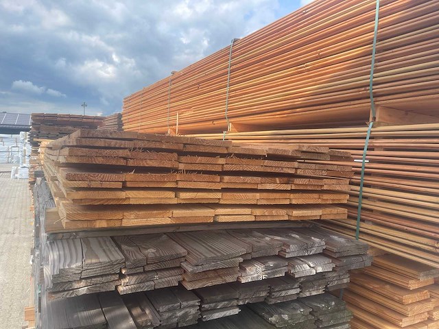 Douglas planken fijnbezaagd 5000x150x18mm (68x) - afbeelding 3 van  3
