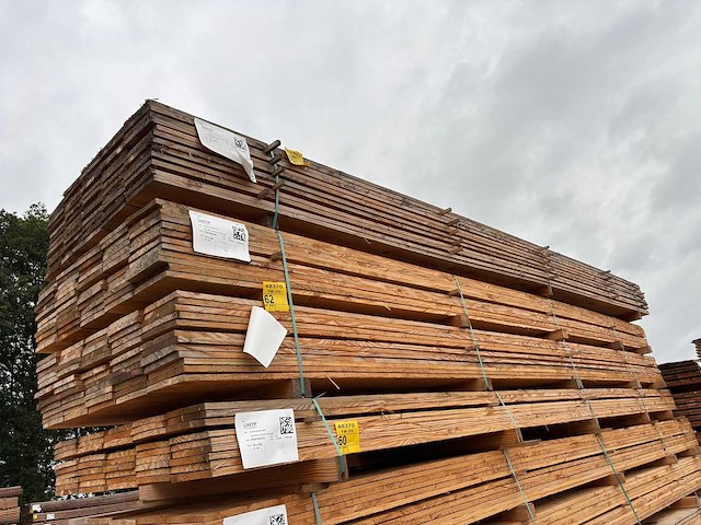 Douglas planken fijnbezaagd 5000x200x18mm (120x) - afbeelding 4 van  4