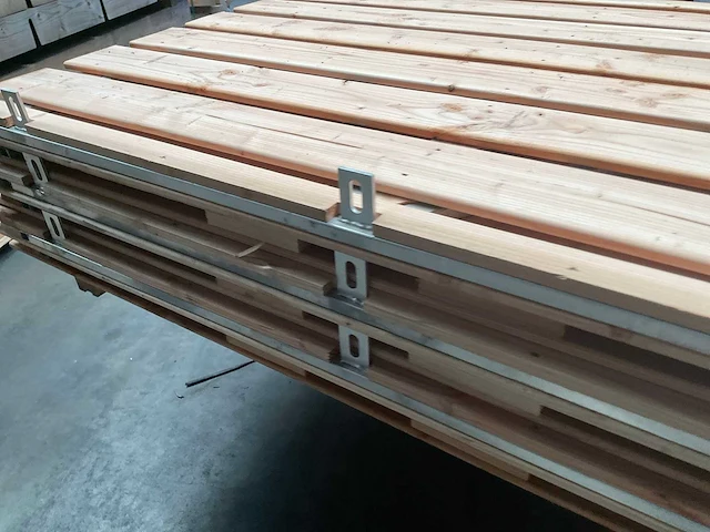 Douglas poort met stalen frame - 180x120 cm - afbeelding 2 van  4