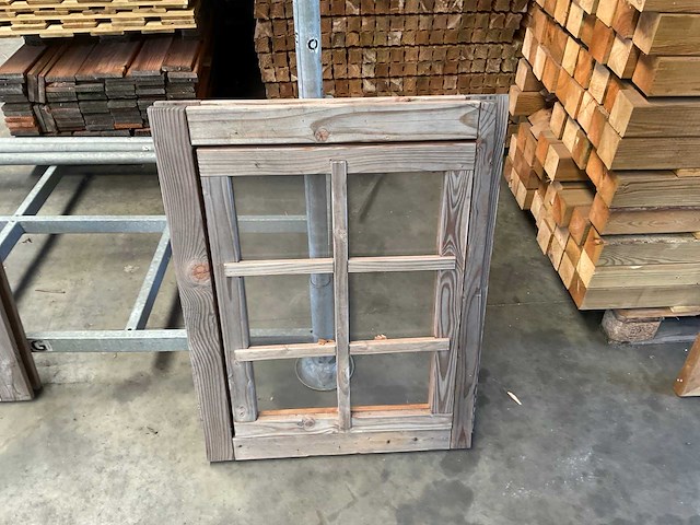 Douglas raam met kozijn - 70x90 cm - afbeelding 1 van  4