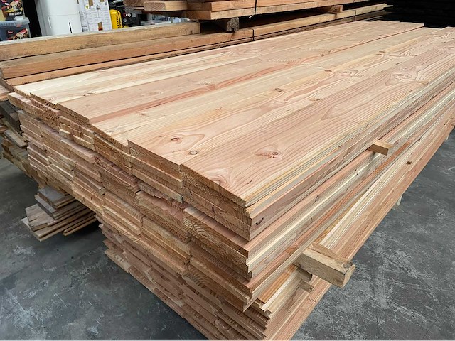 Douglas rechtkantige plank geschaafd - 300 cm (72x) - afbeelding 2 van  4